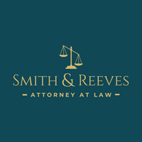 Logotipo de Scales of Justice y abogado - Bienes raices & Hipoteca Logotipo